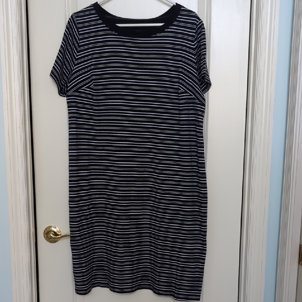 Ava & Viv T Shirt Summer Stripe Dress, Navy & White, Women Size 1X (16W/18), NWT - Picture 2 of 8